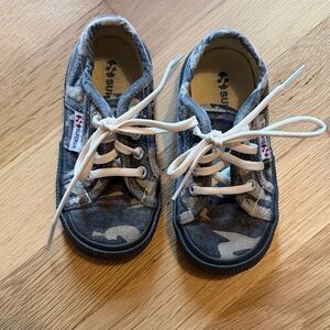 Superga Kids Camouflage Sneakers | Size 8 toddler